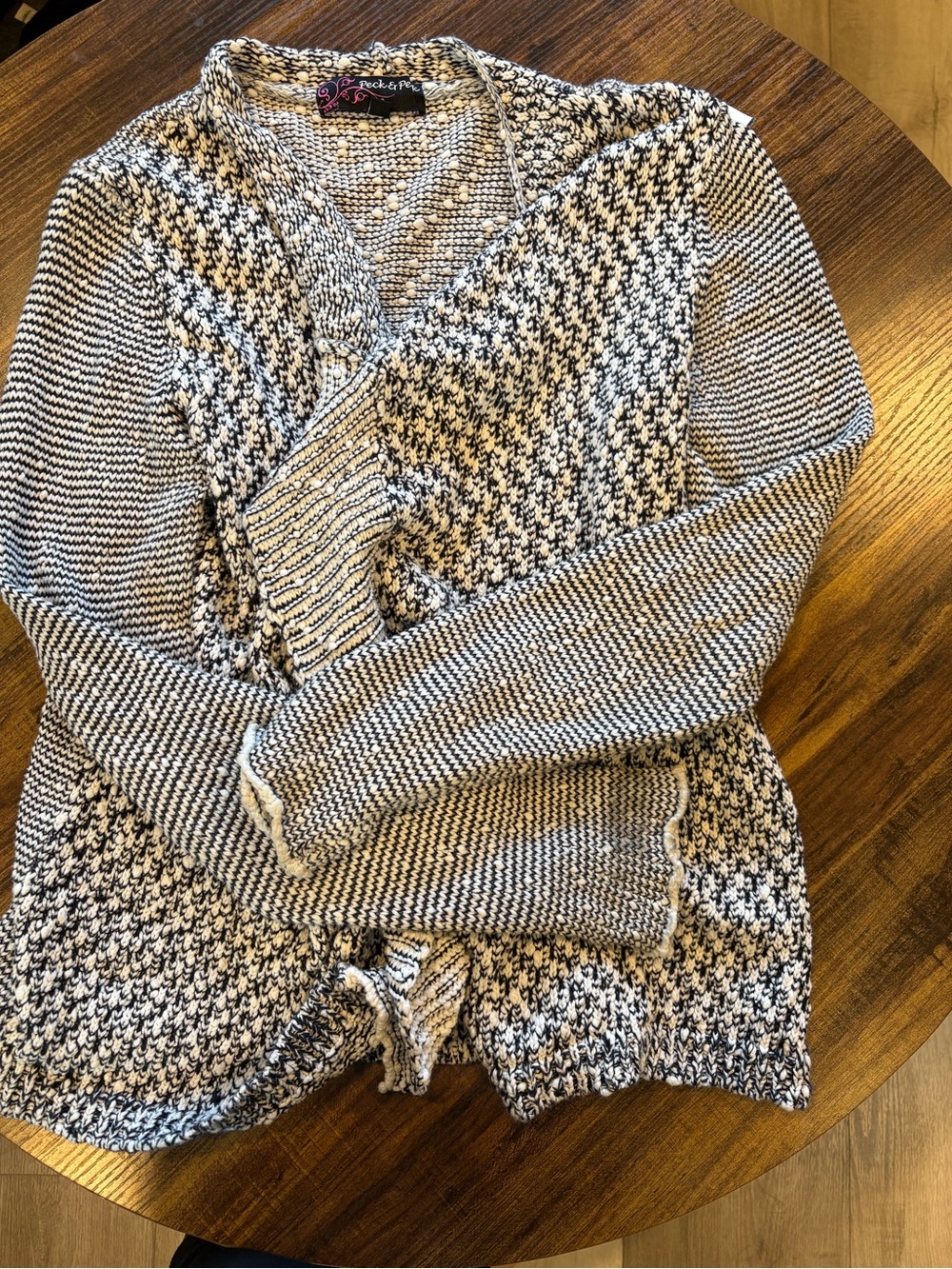 Peck & Peck Black and Cream Knit Sweater